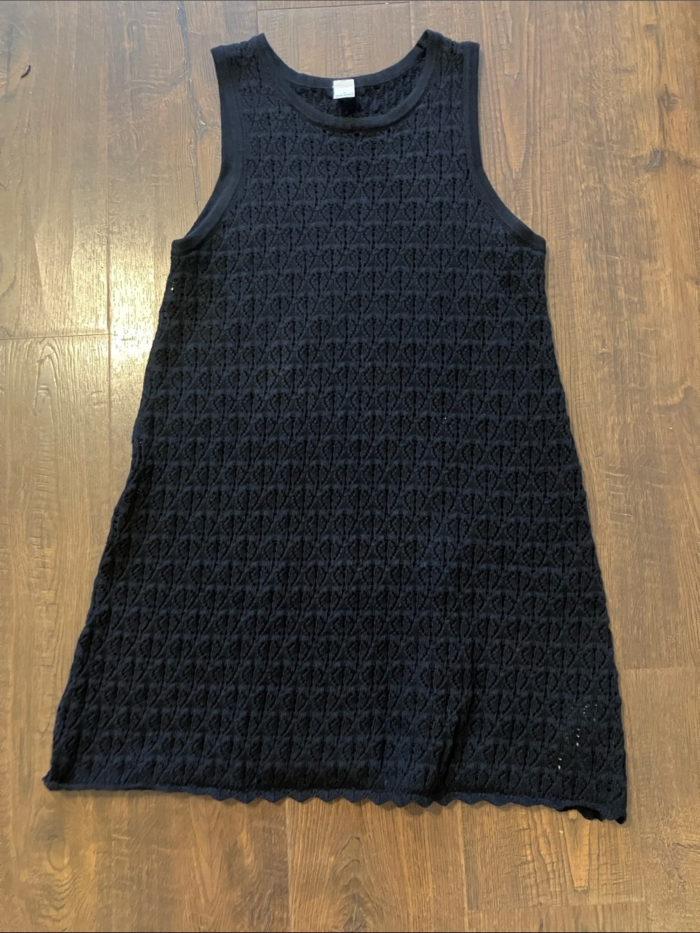 Old Navy Black Sleeveless Crochet Tank Top